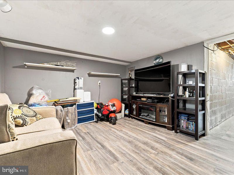 8516 Williams Avenue photo 21