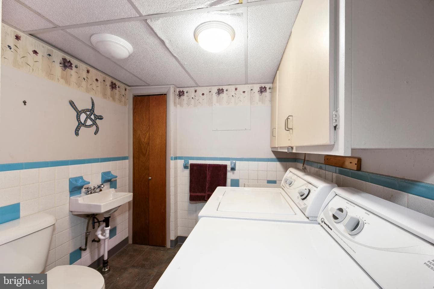 7703 Lister Street photo 27