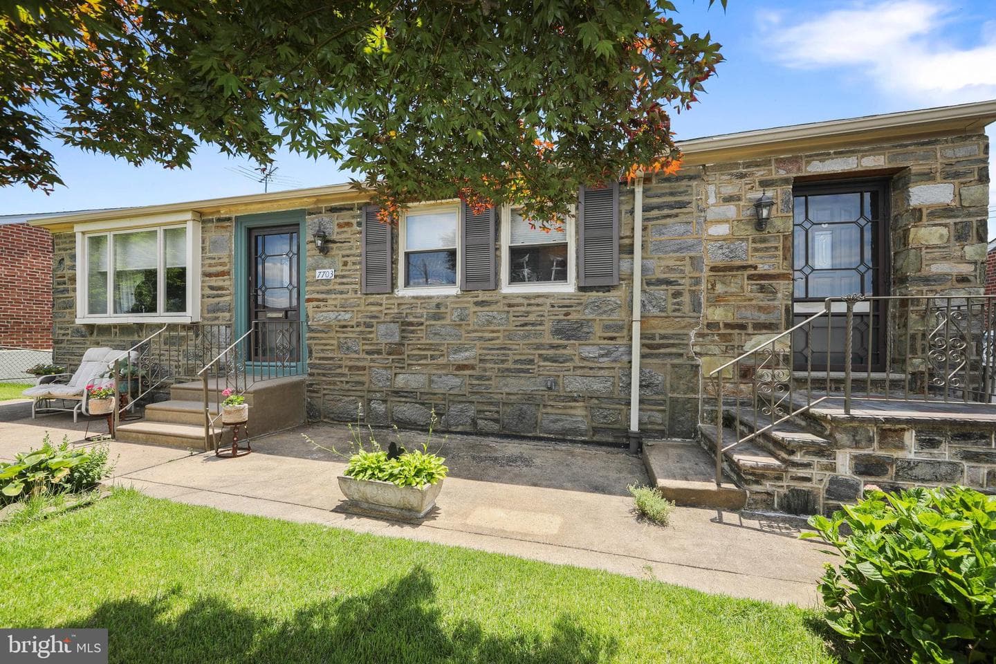 7703 Lister Street photo 31