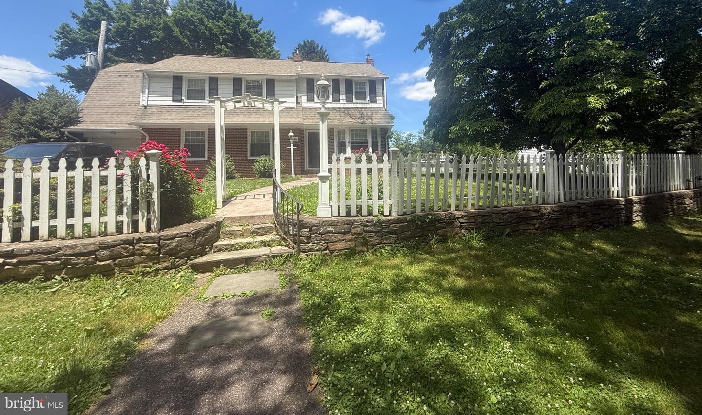 3021 Winchester Avenue photo 1