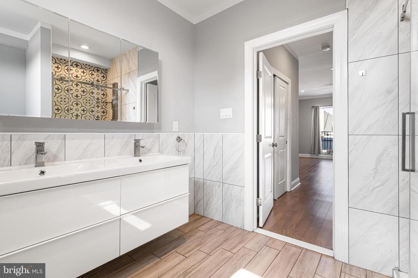 1141 S Dorrance Street photo 31