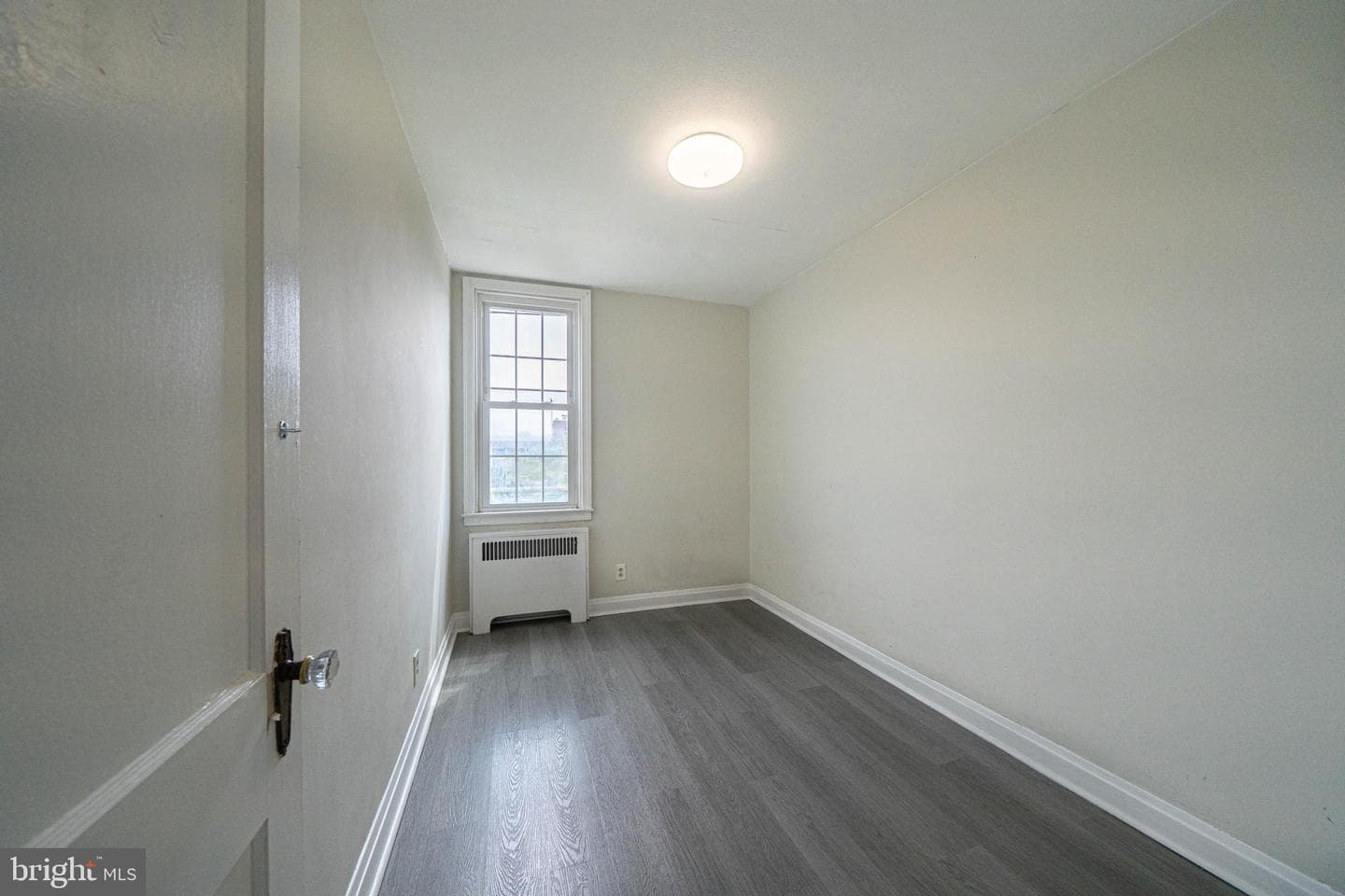 2910 Knorr Street photo 23