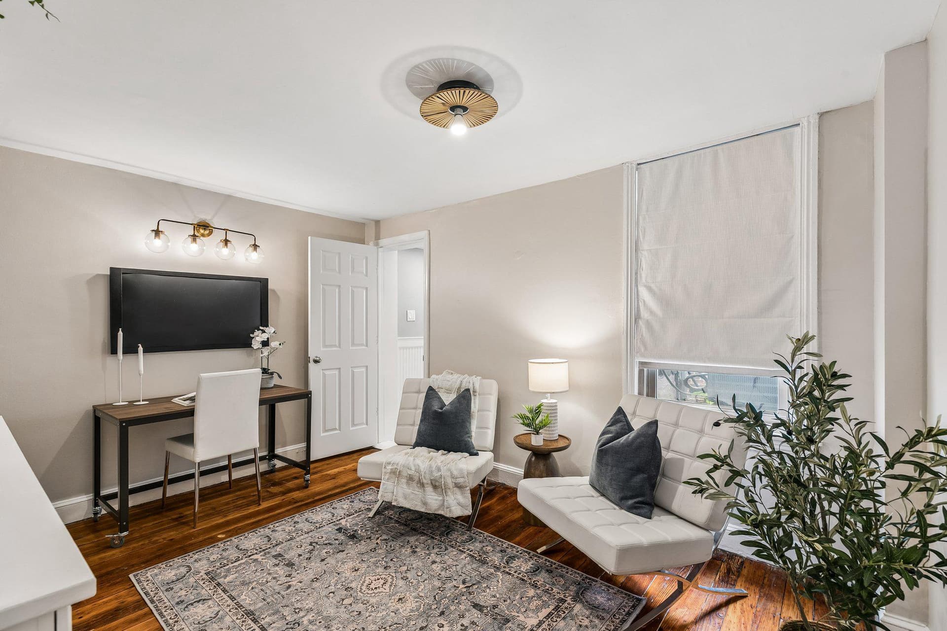788 N Croskey Street photo 30