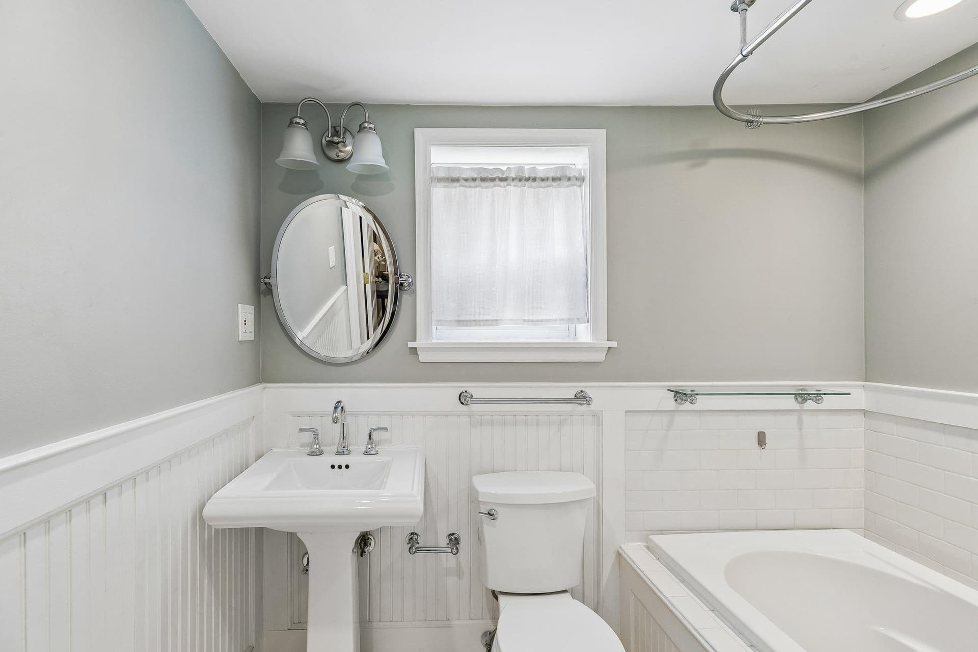 788 N Croskey Street photo 36