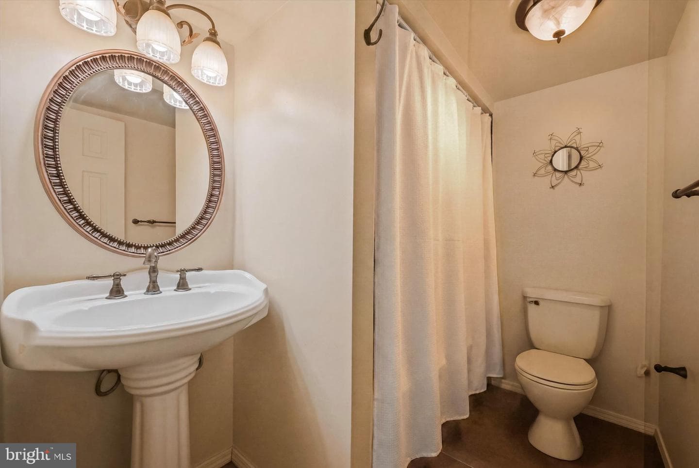 614 Martin Street photo 19