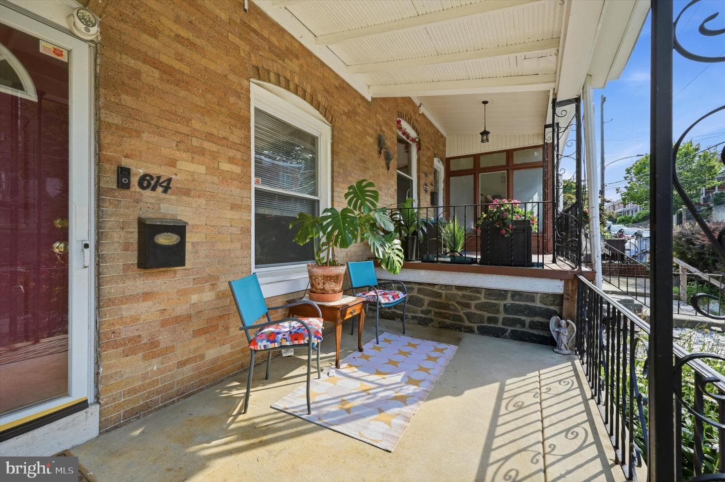 614 Martin Street photo 3