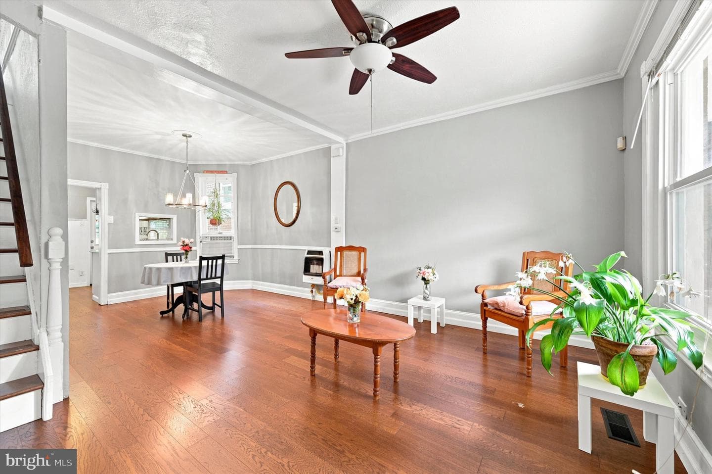 614 Martin Street photo 4
