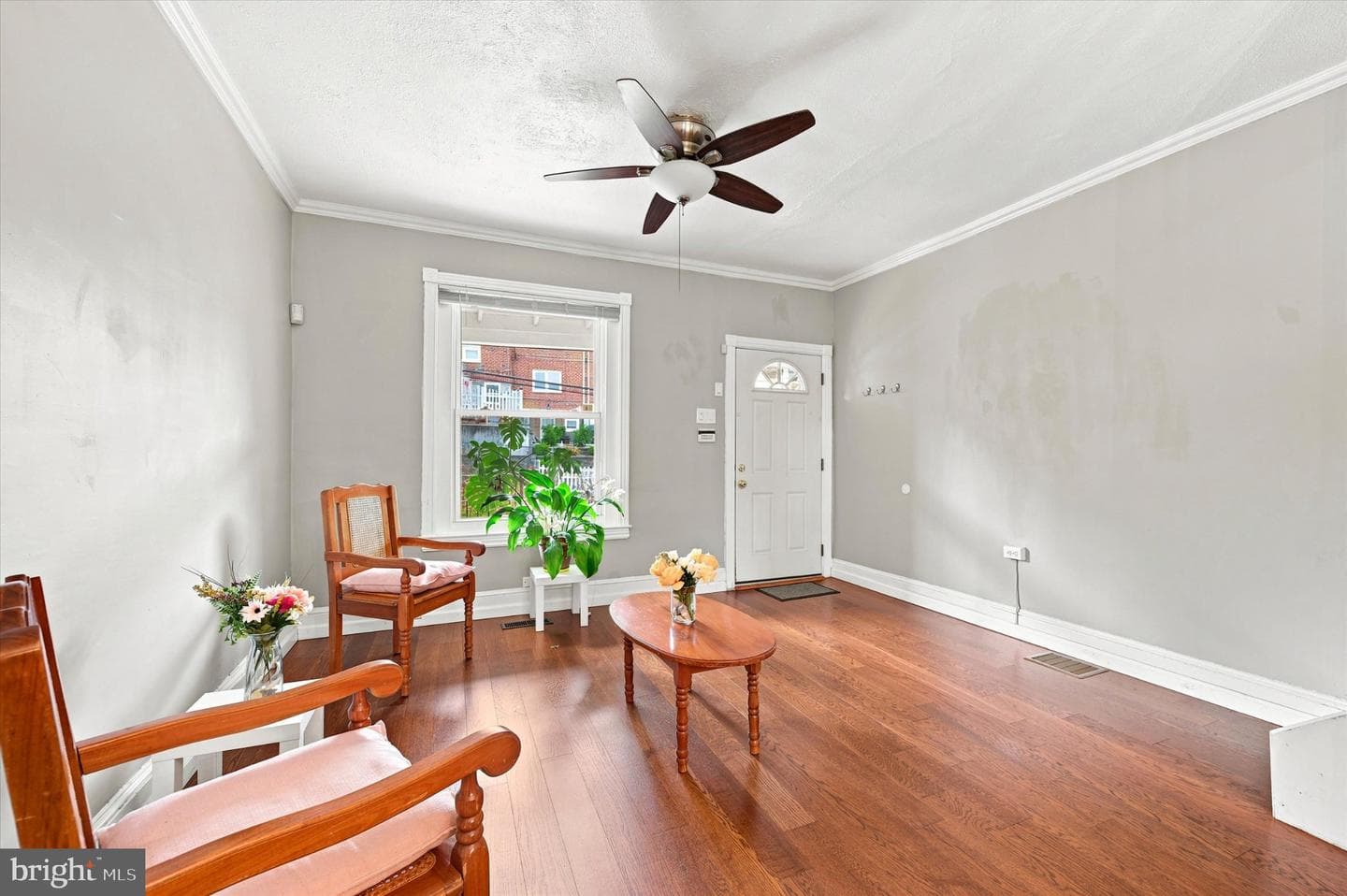 614 Martin Street photo 6