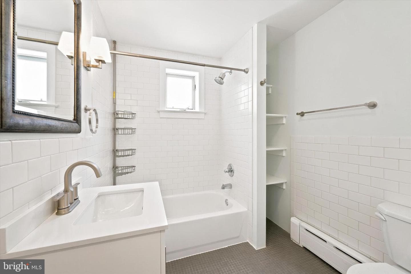 2320 Lombard Street photo 25