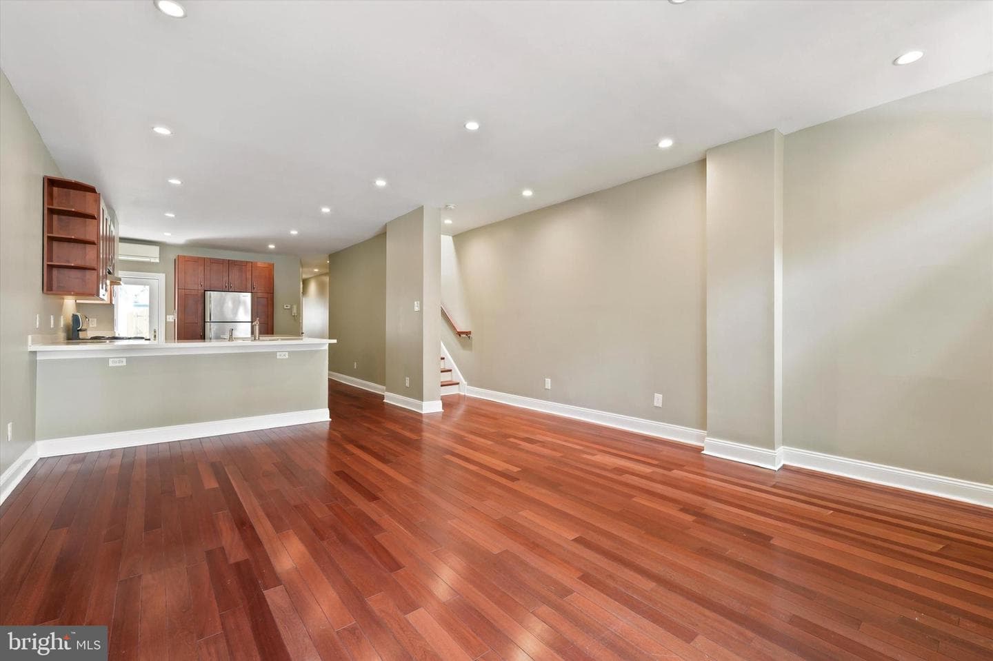 2320 Lombard Street photo 5