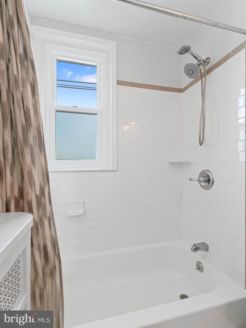 4018 Lauriston Street photo 17