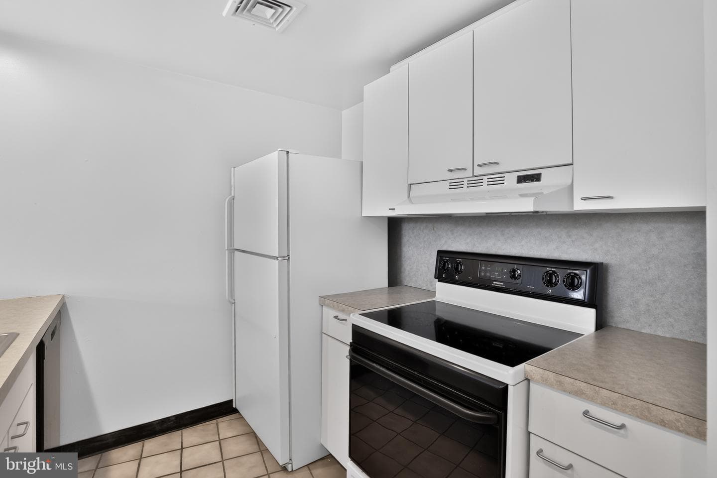 244 N 3rd Street #4c & 4d photo 10