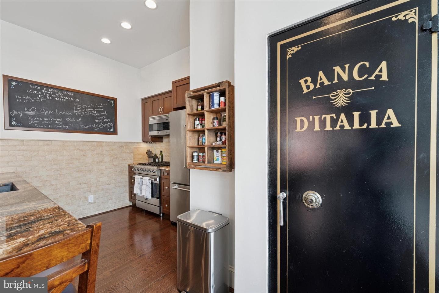 727 S 7th Street #1f photo 9