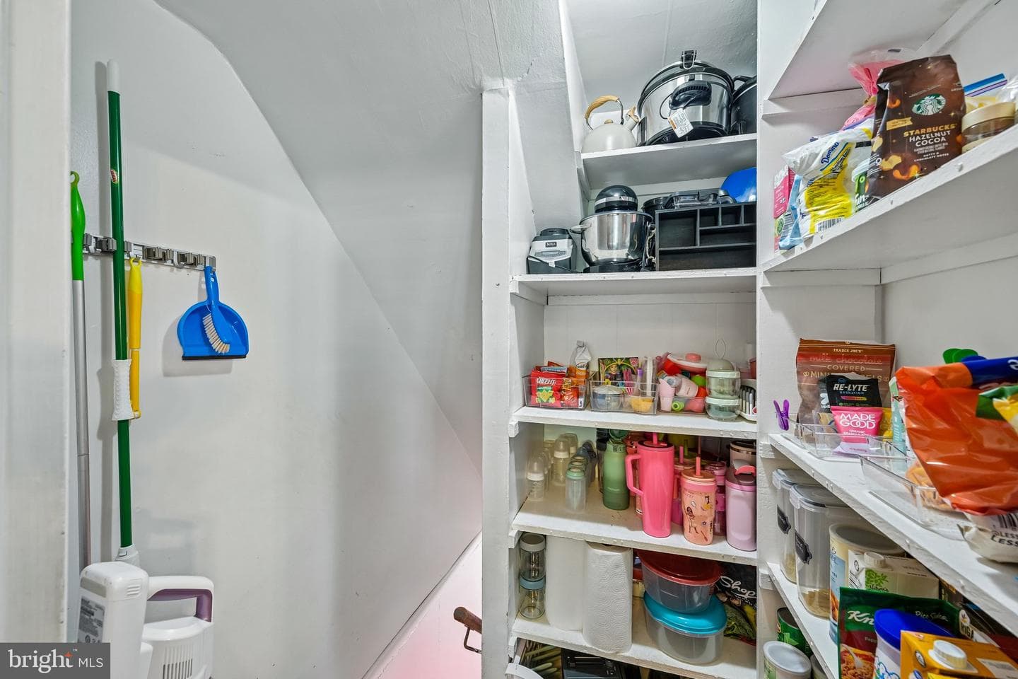 2820 Maxwell Street photo 21