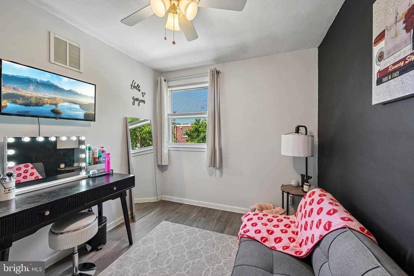 2820 Maxwell Street photo 32