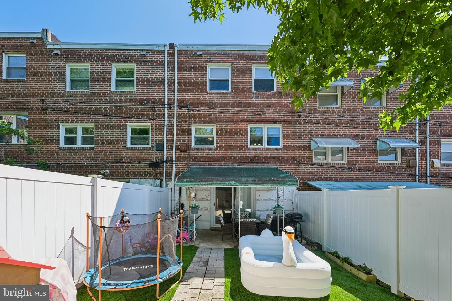 2820 Maxwell Street photo 43