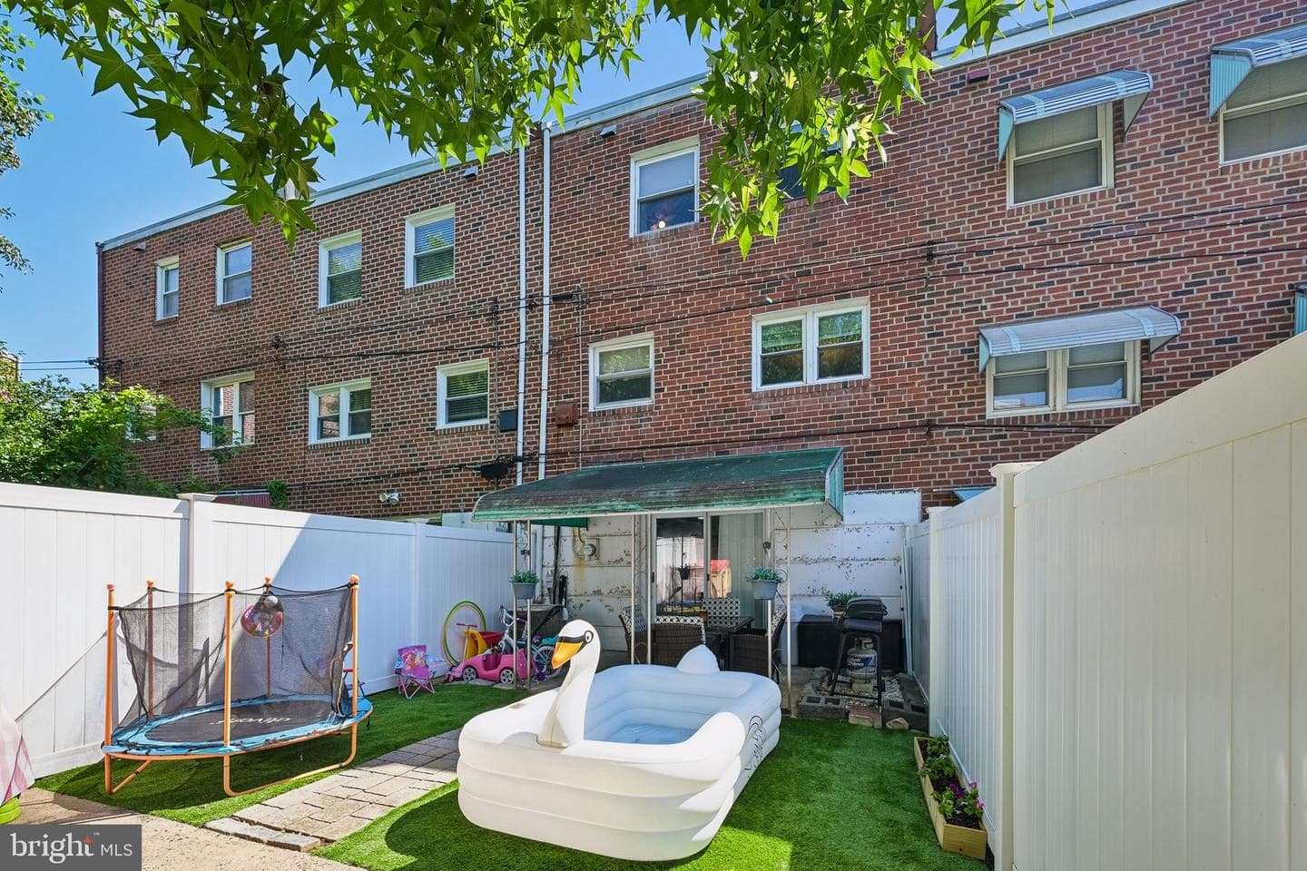 2820 Maxwell Street photo 44