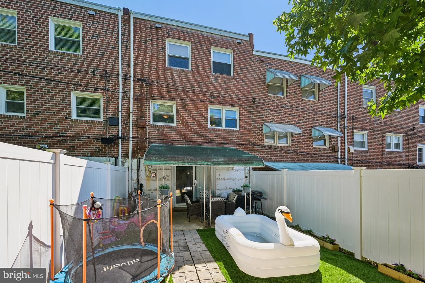 2820 Maxwell Street photo 45