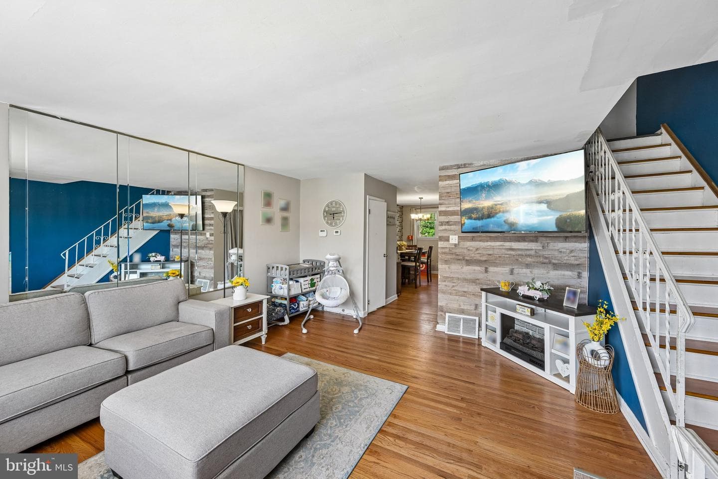 2820 Maxwell Street photo 8