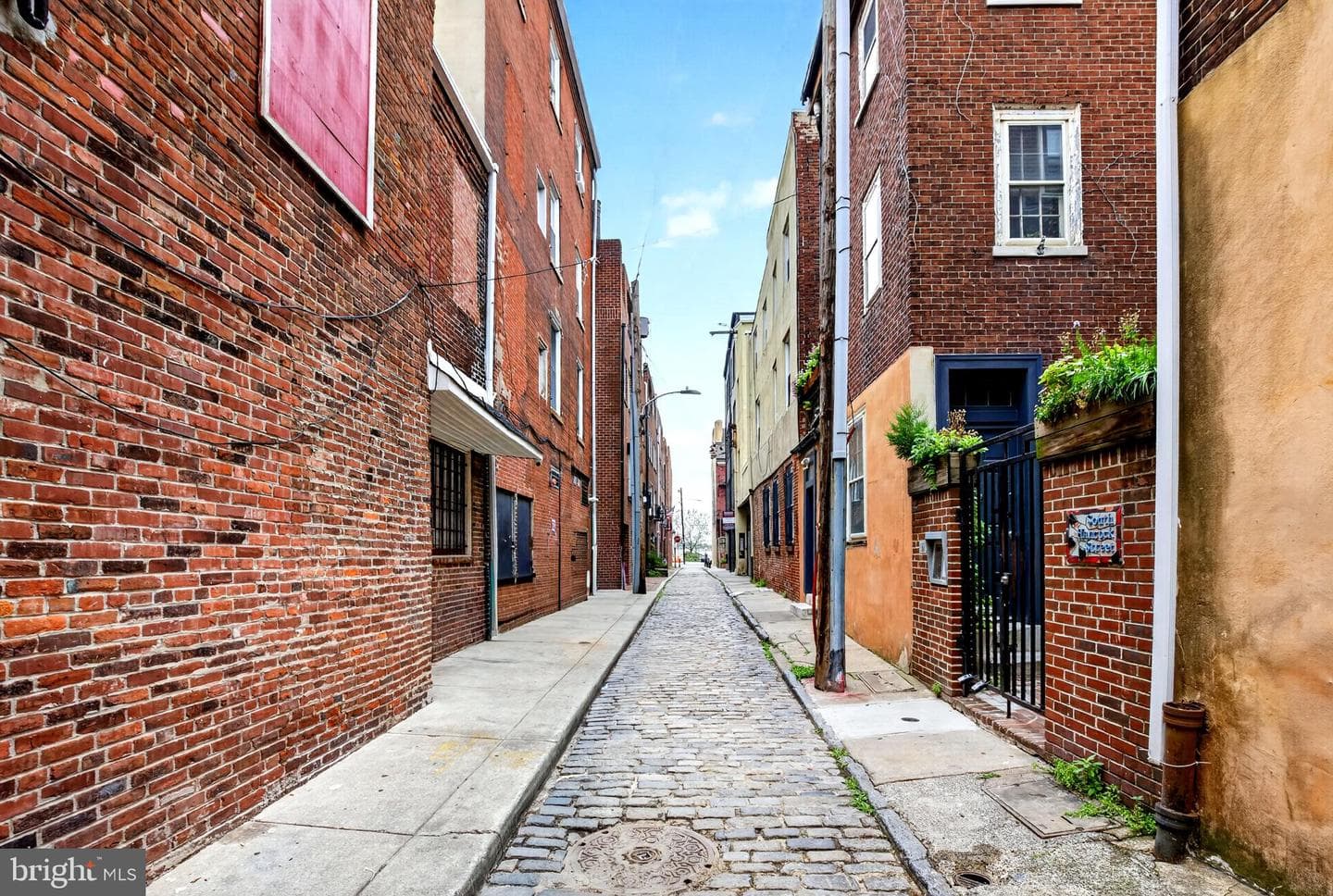 506 S Hancock Street photo 24