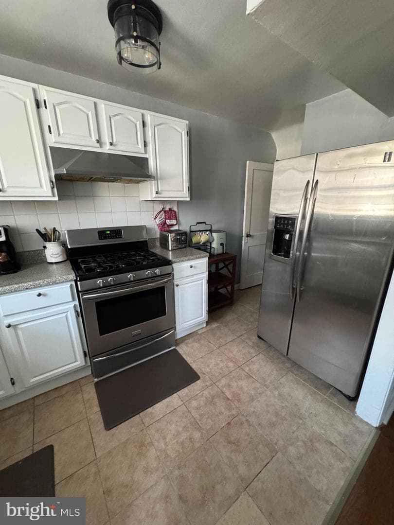 2526 S Bellford Street photo 5
