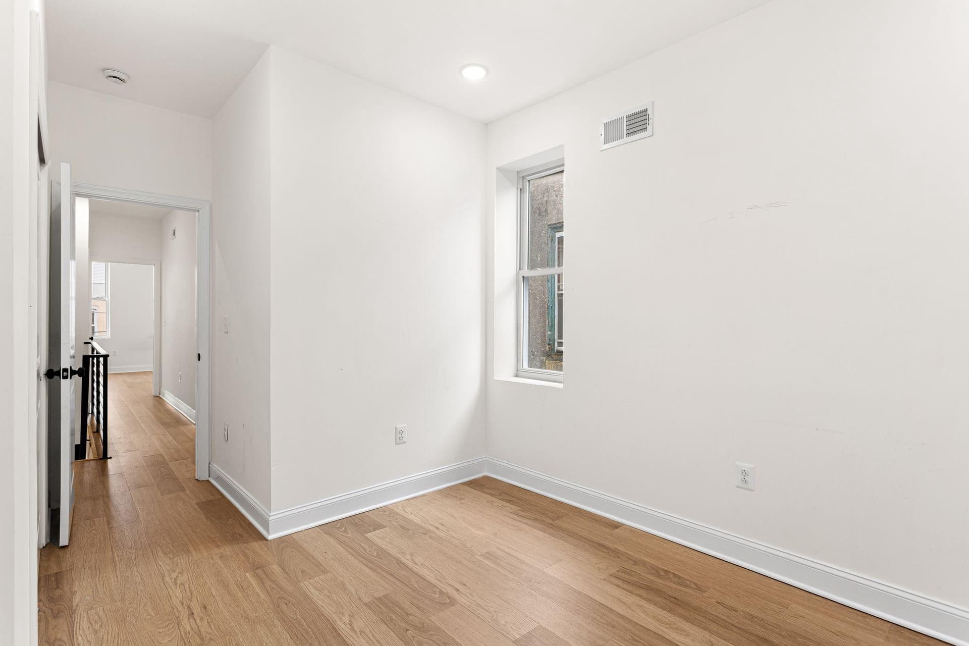 1823 Morris Street photo 13
