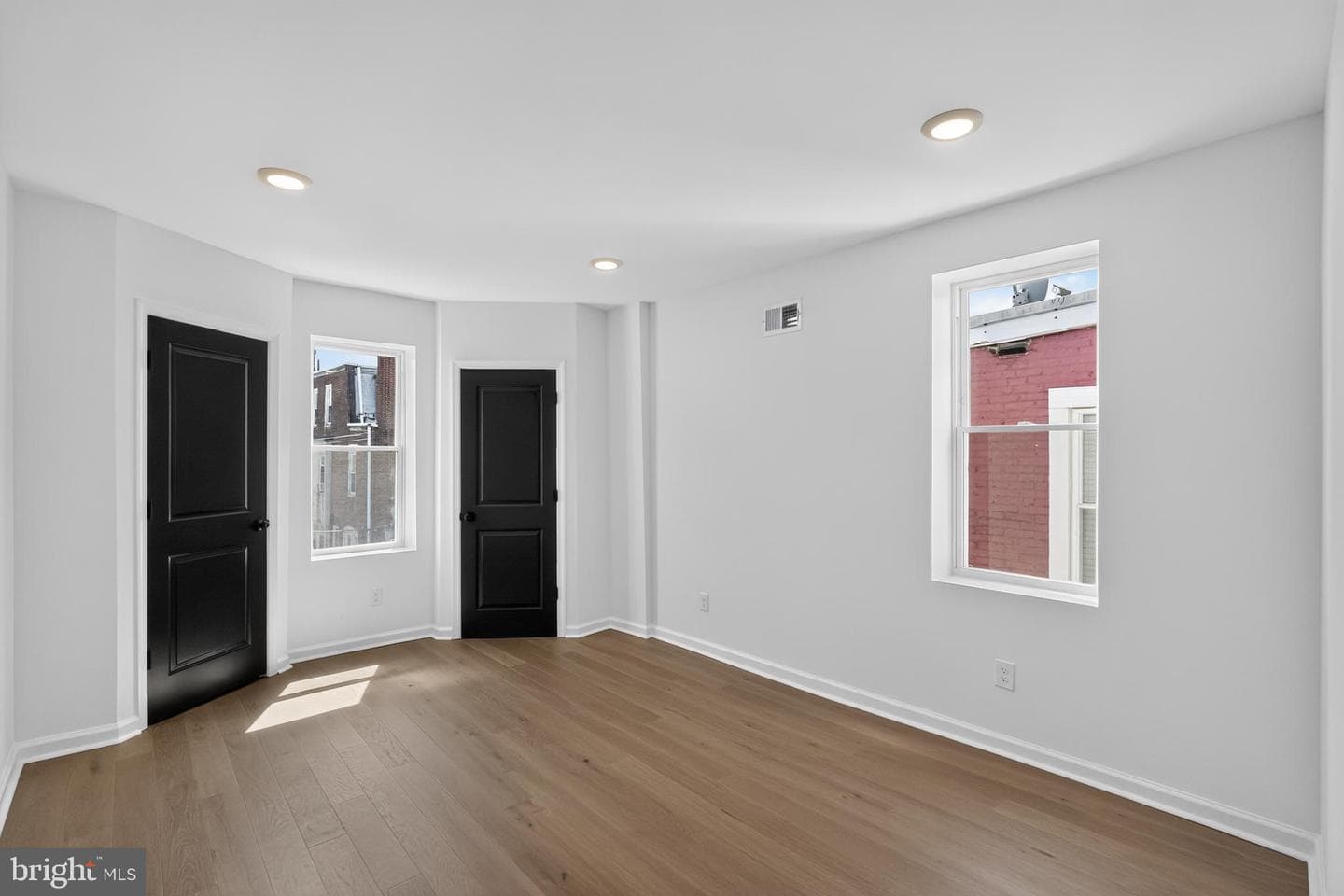 729 Wynnewood Road photo 15