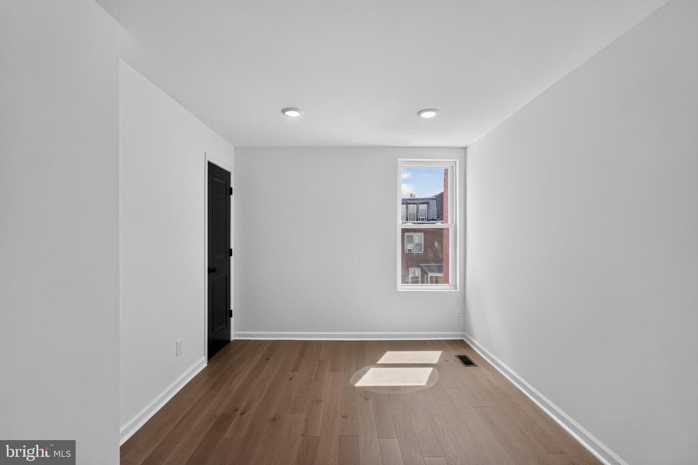 729 Wynnewood Road photo 16
