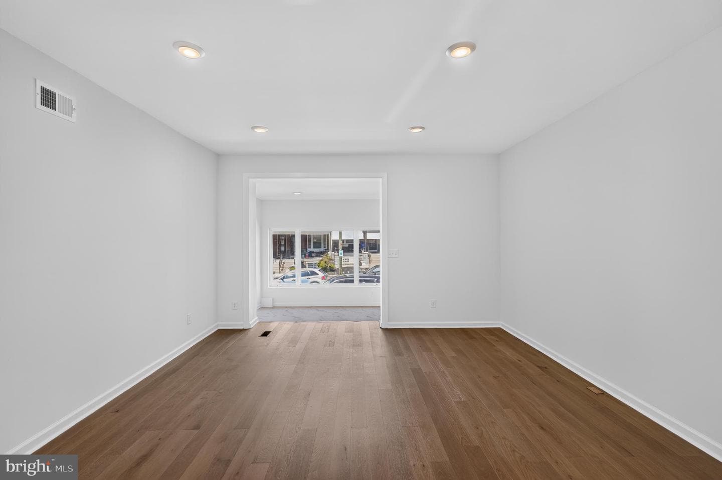 729 Wynnewood Road photo 5