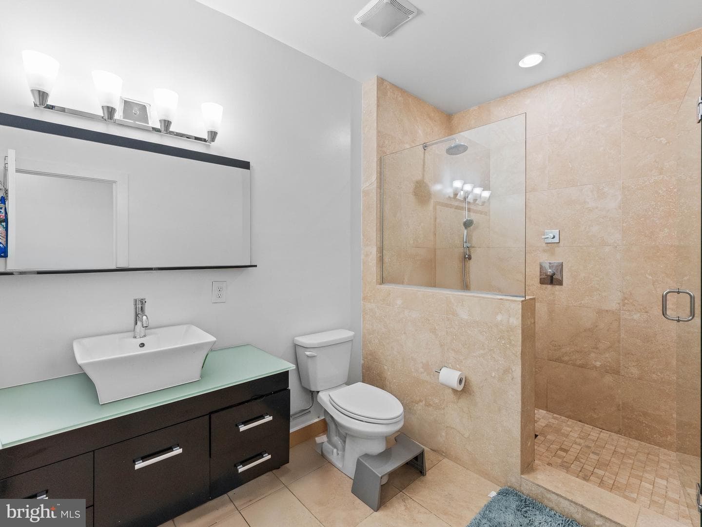 2034 Trenton Avenue photo 17