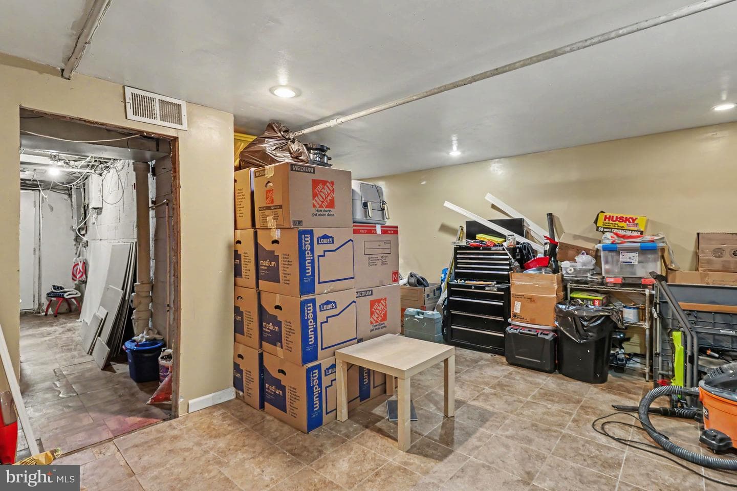 640 Robbins Street photo 28