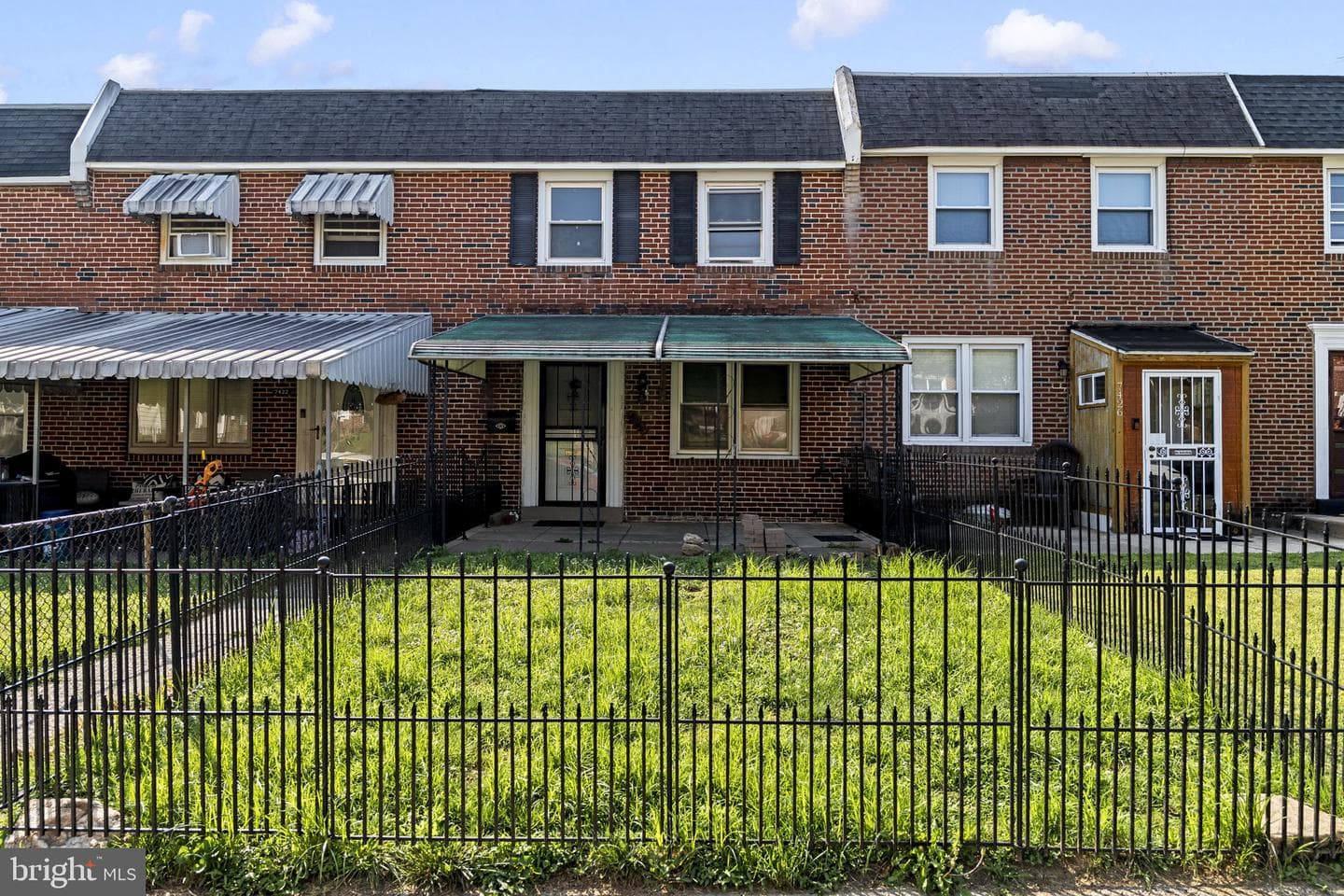 7424 Ruskin Road photo 1