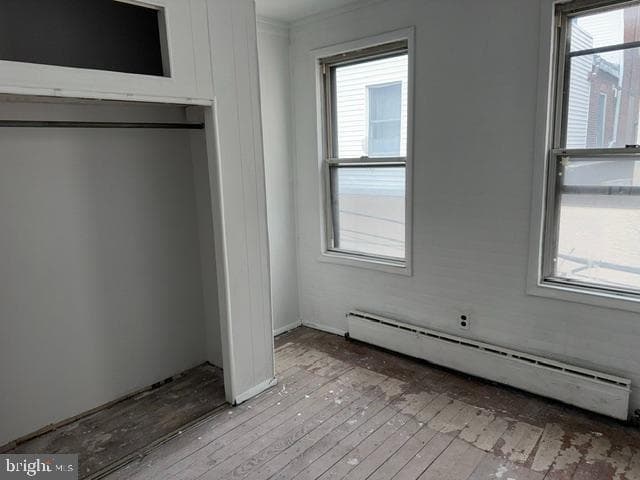 2425 S Rosewood Street photo 8