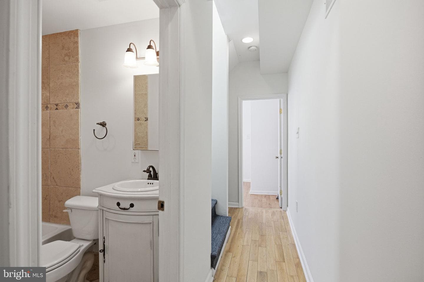 1717 Webster Street photo 9