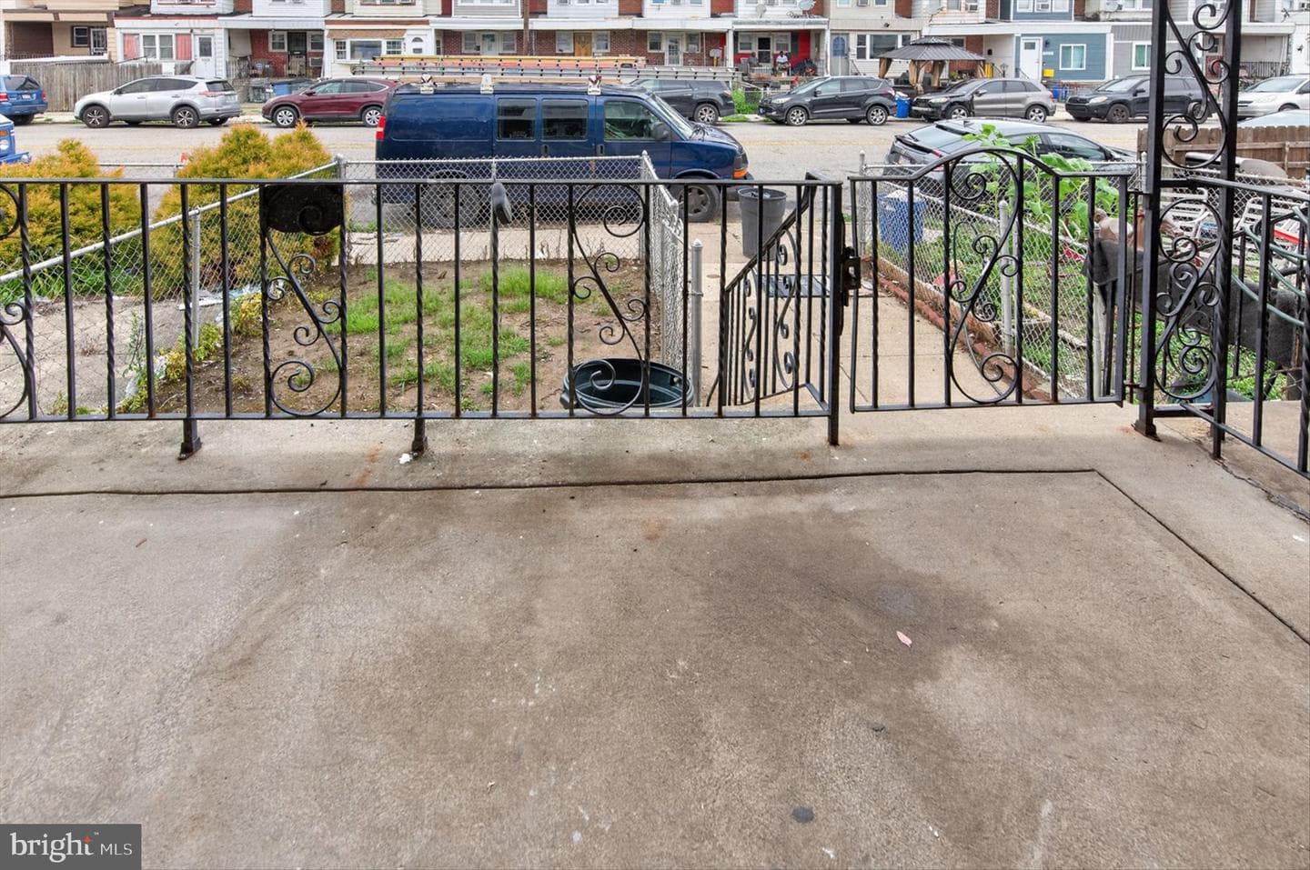 854 Bridge Street photo 6