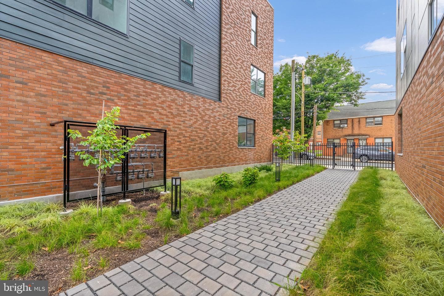 637 N 7th Street #c4b photo 37