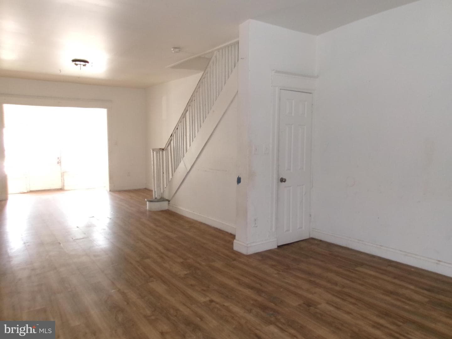 5829 Warrington Avenue photo 7
