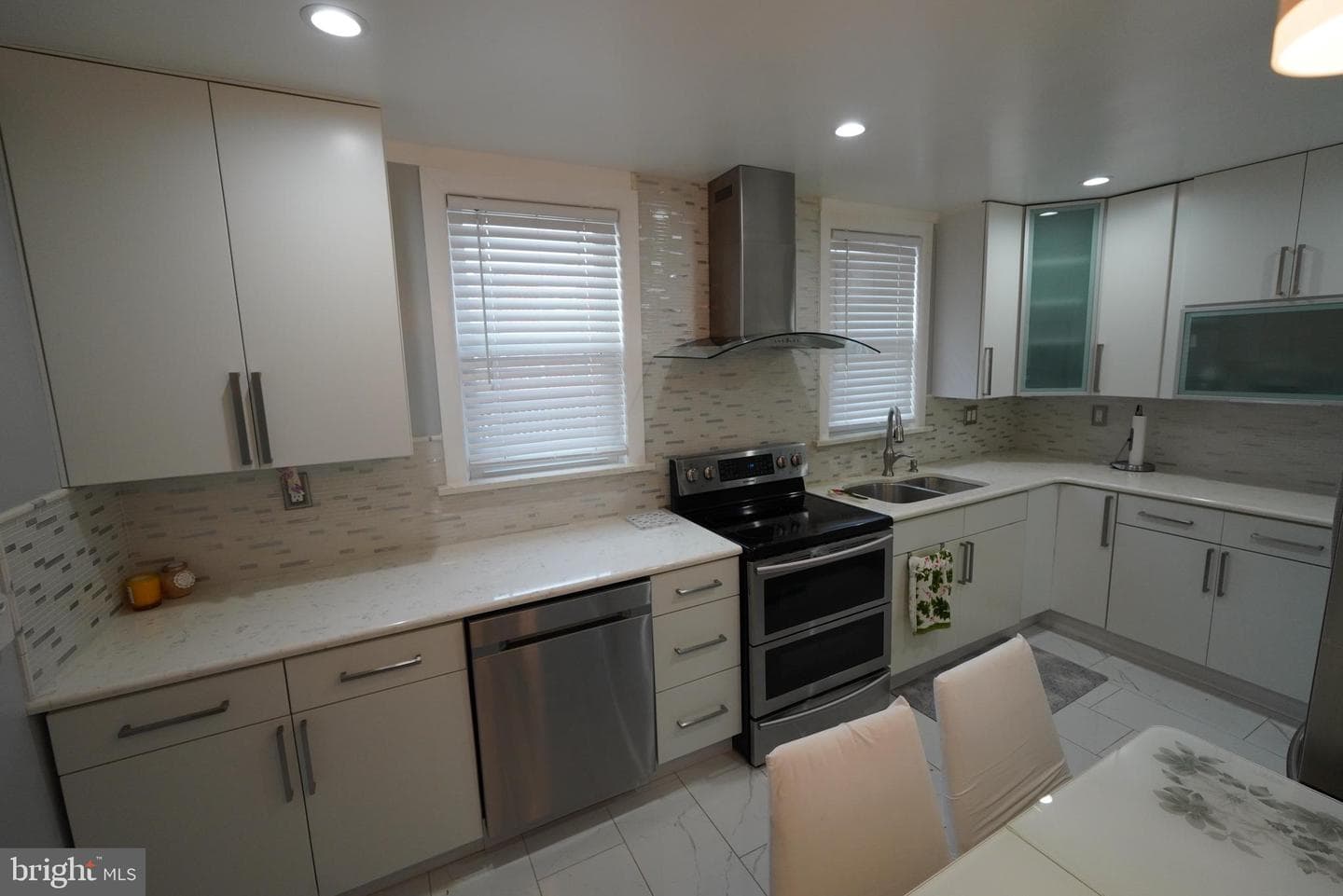 1121 Brighton Street photo 11
