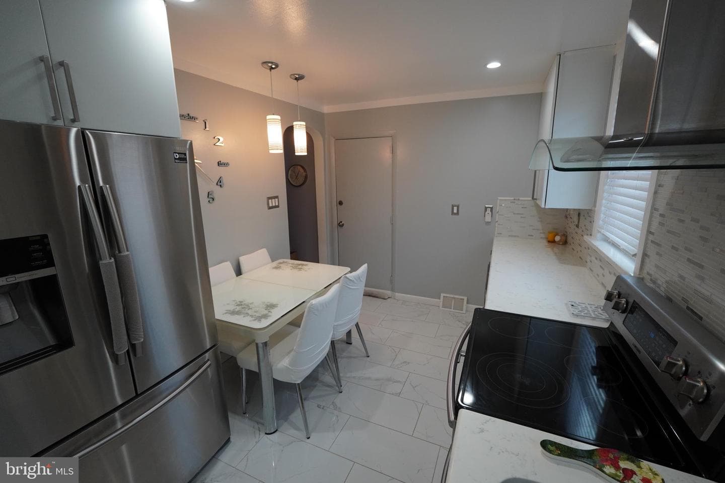 1121 Brighton Street photo 13