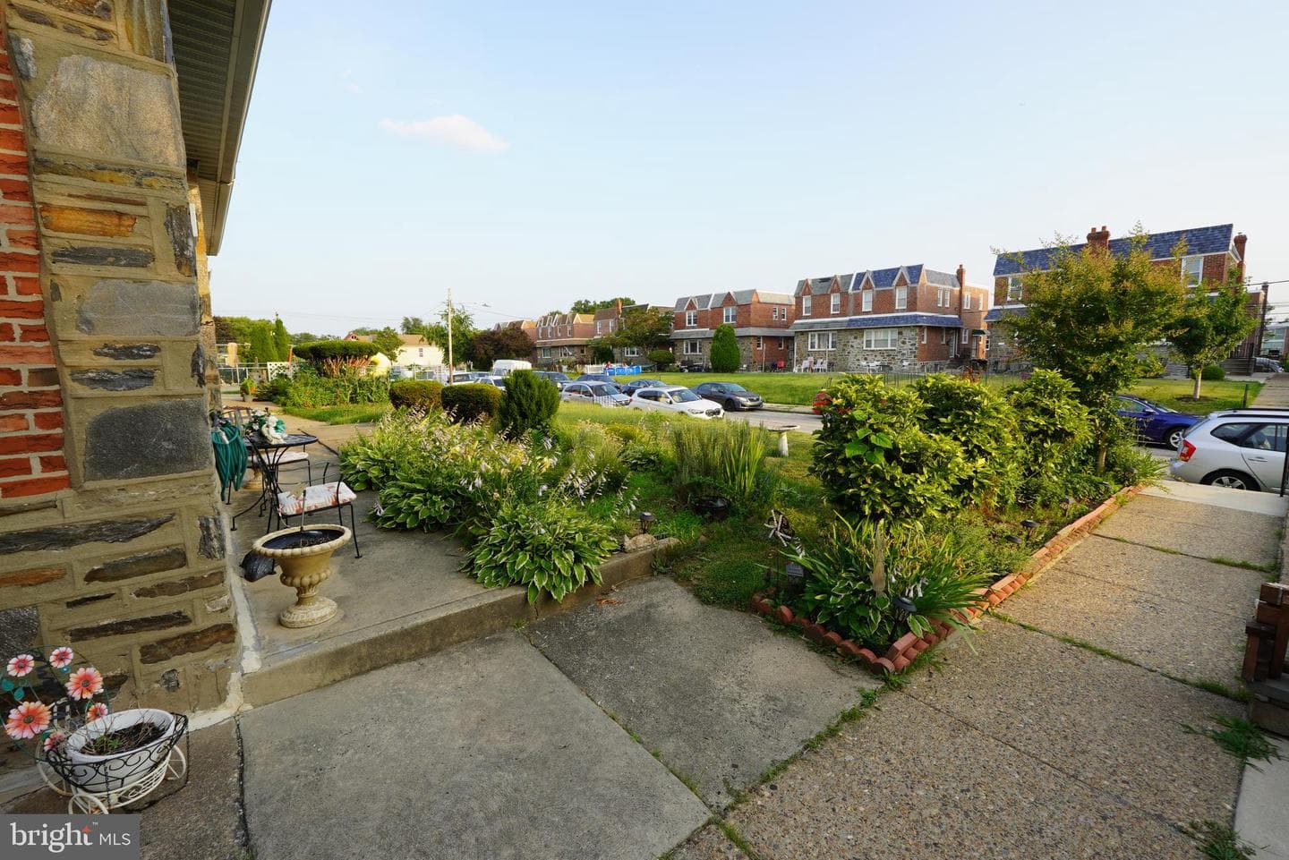 1121 Brighton Street photo 3