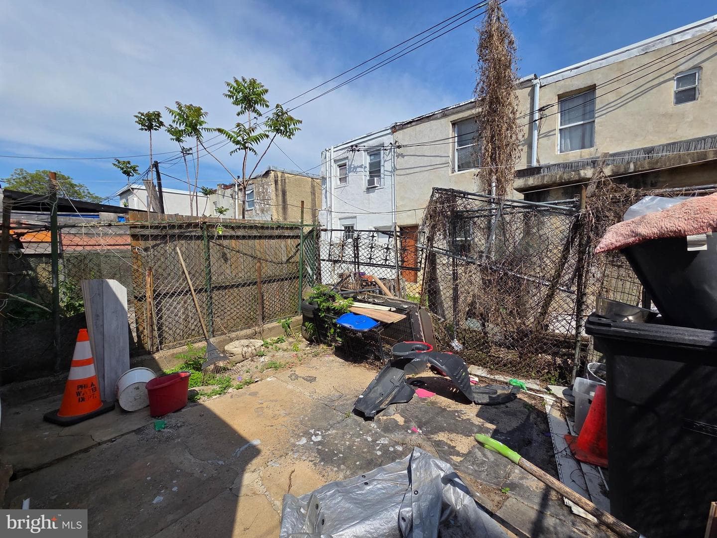2831 N Howard Street photo 9