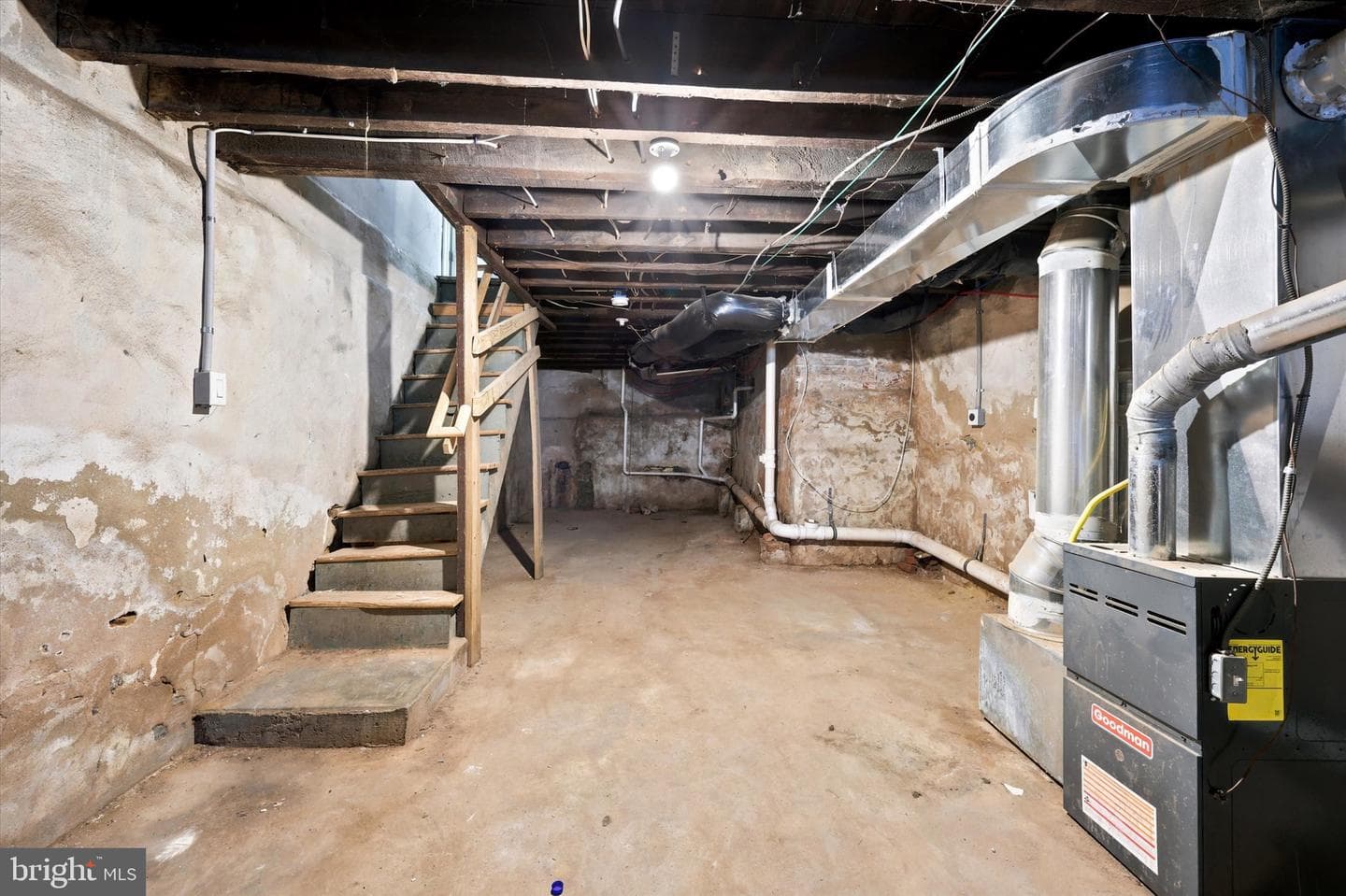 1326 N Wanamaker Street photo 32