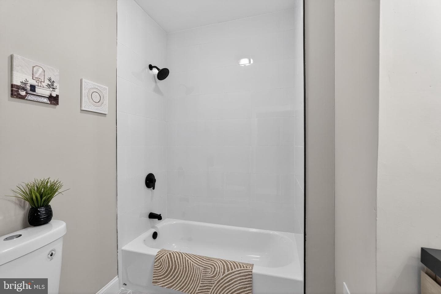 5055 Brown Street photo 21