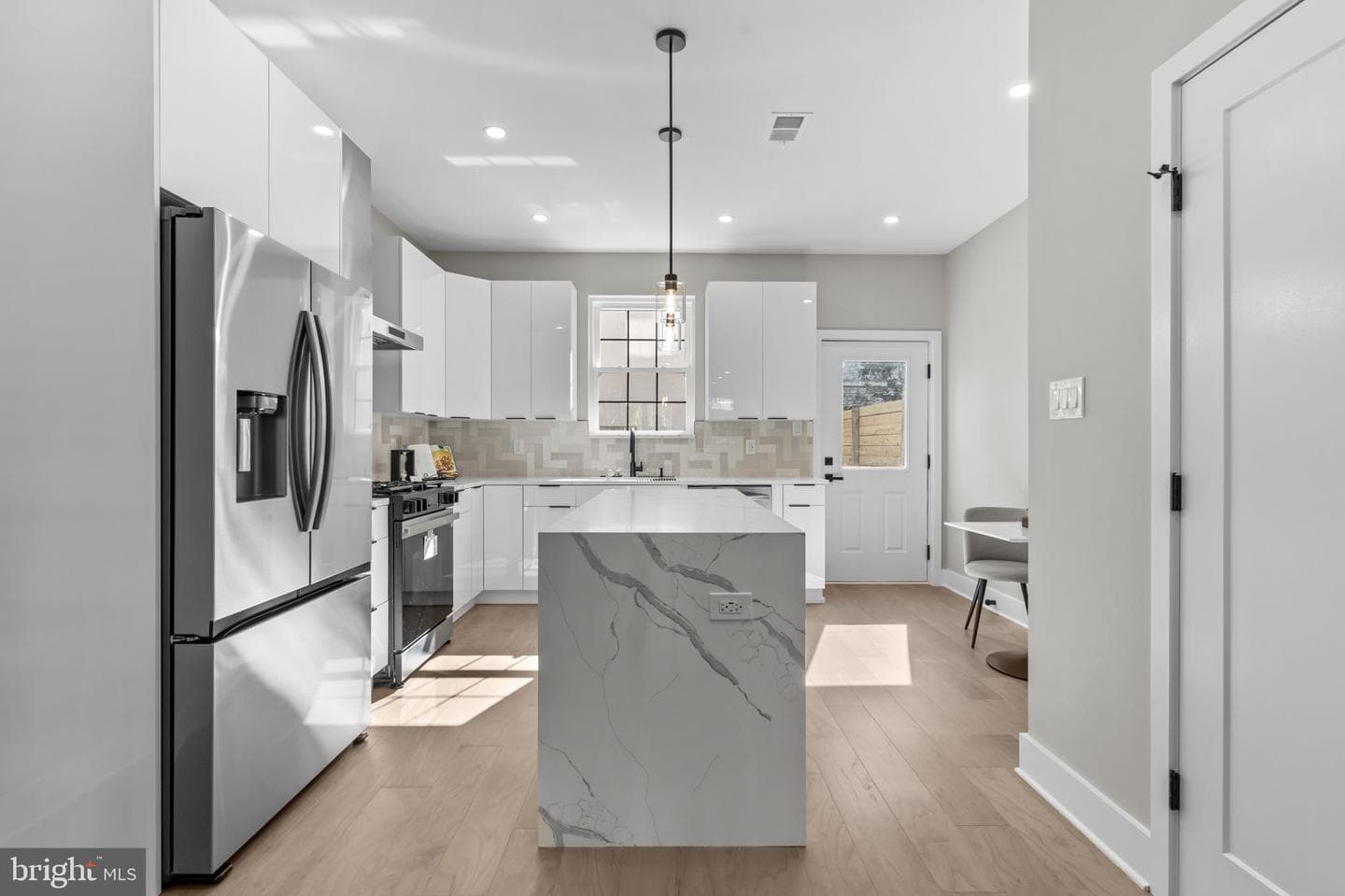 1321 N 2nd Street photo 8