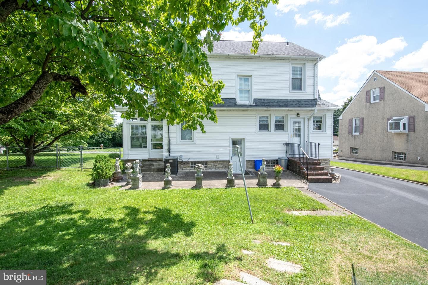 505 Simms Street photo 9
