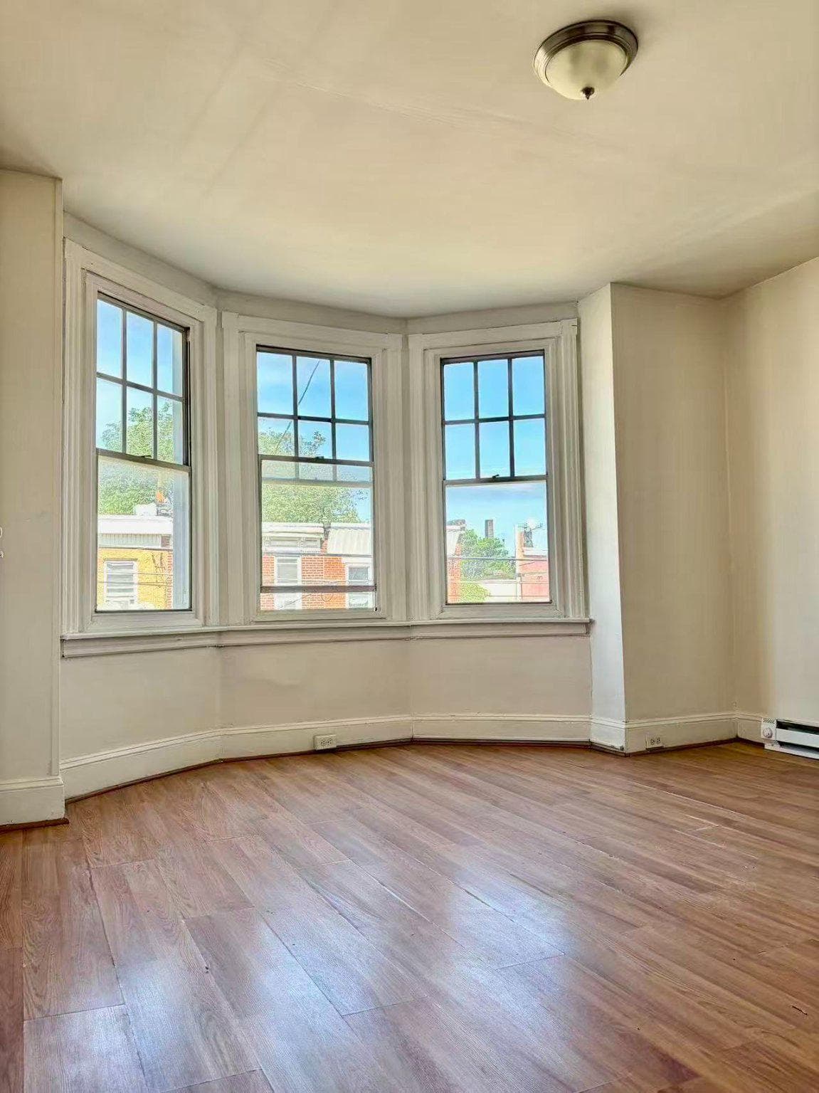 2022 E Venango Street photo 9