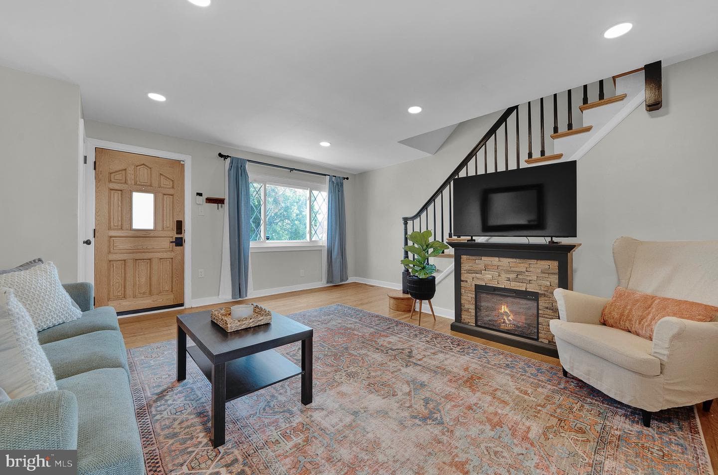 7818 Fayette Street photo 6