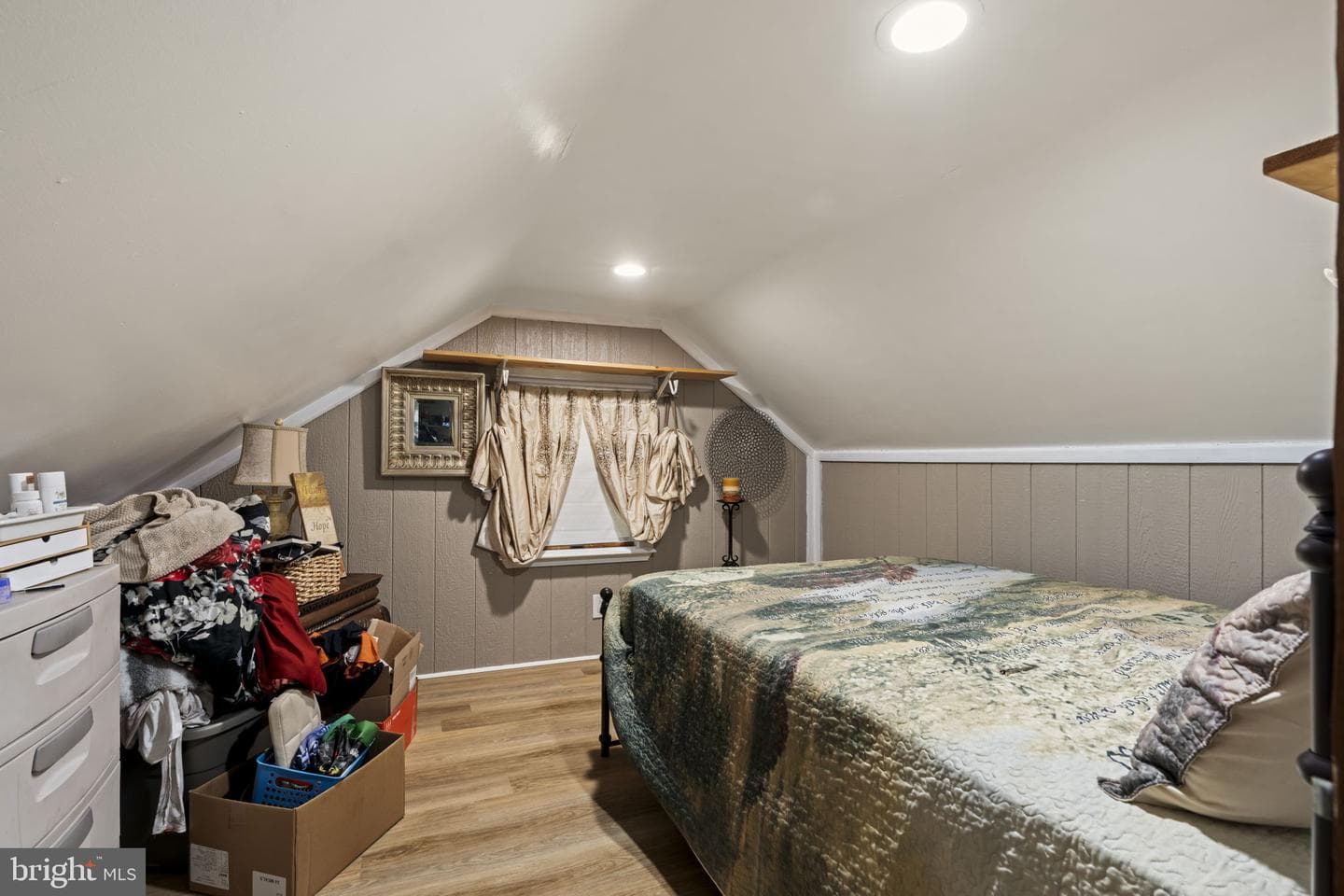 896 Pine Hill photo 28