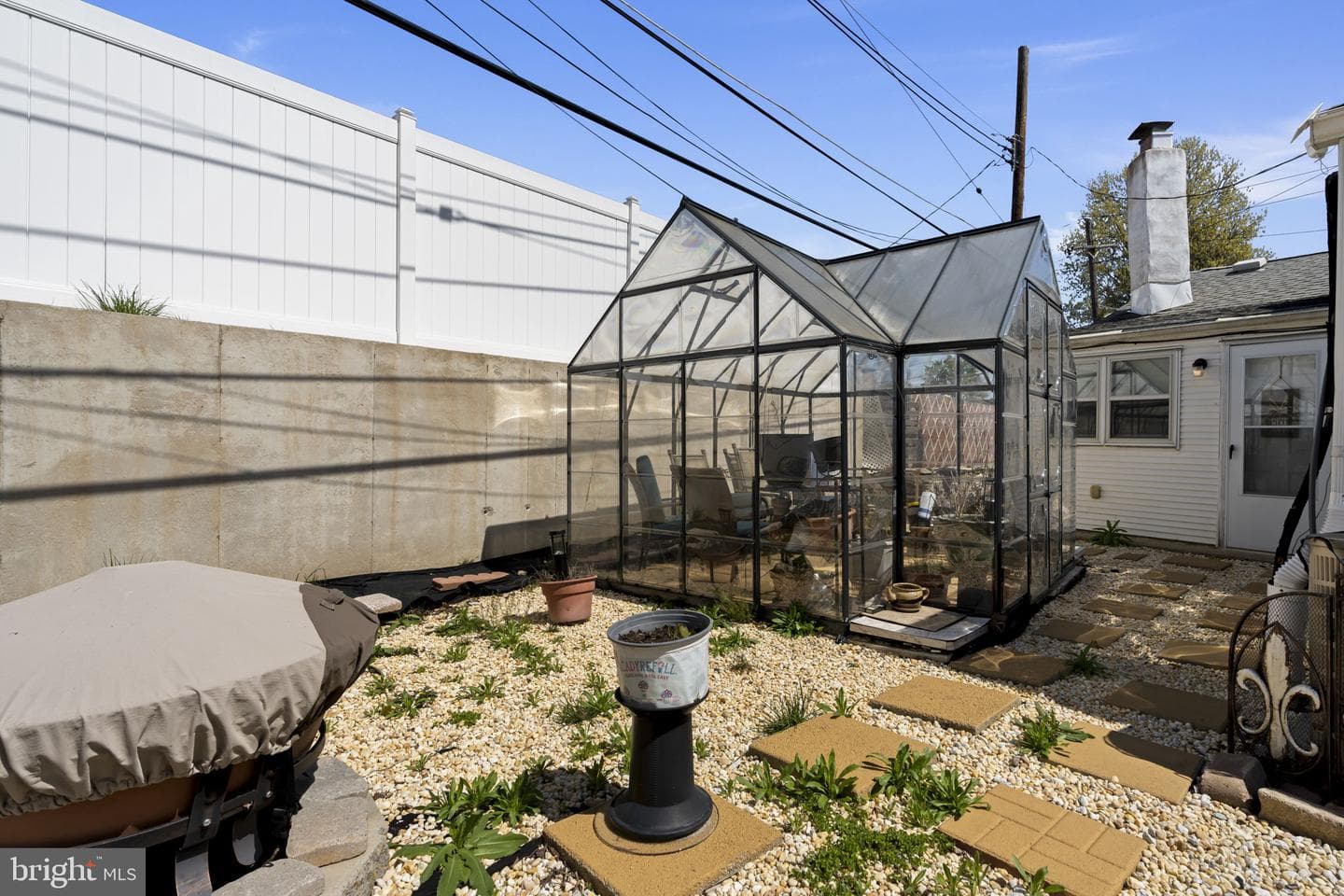 896 Pine Hill photo 34
