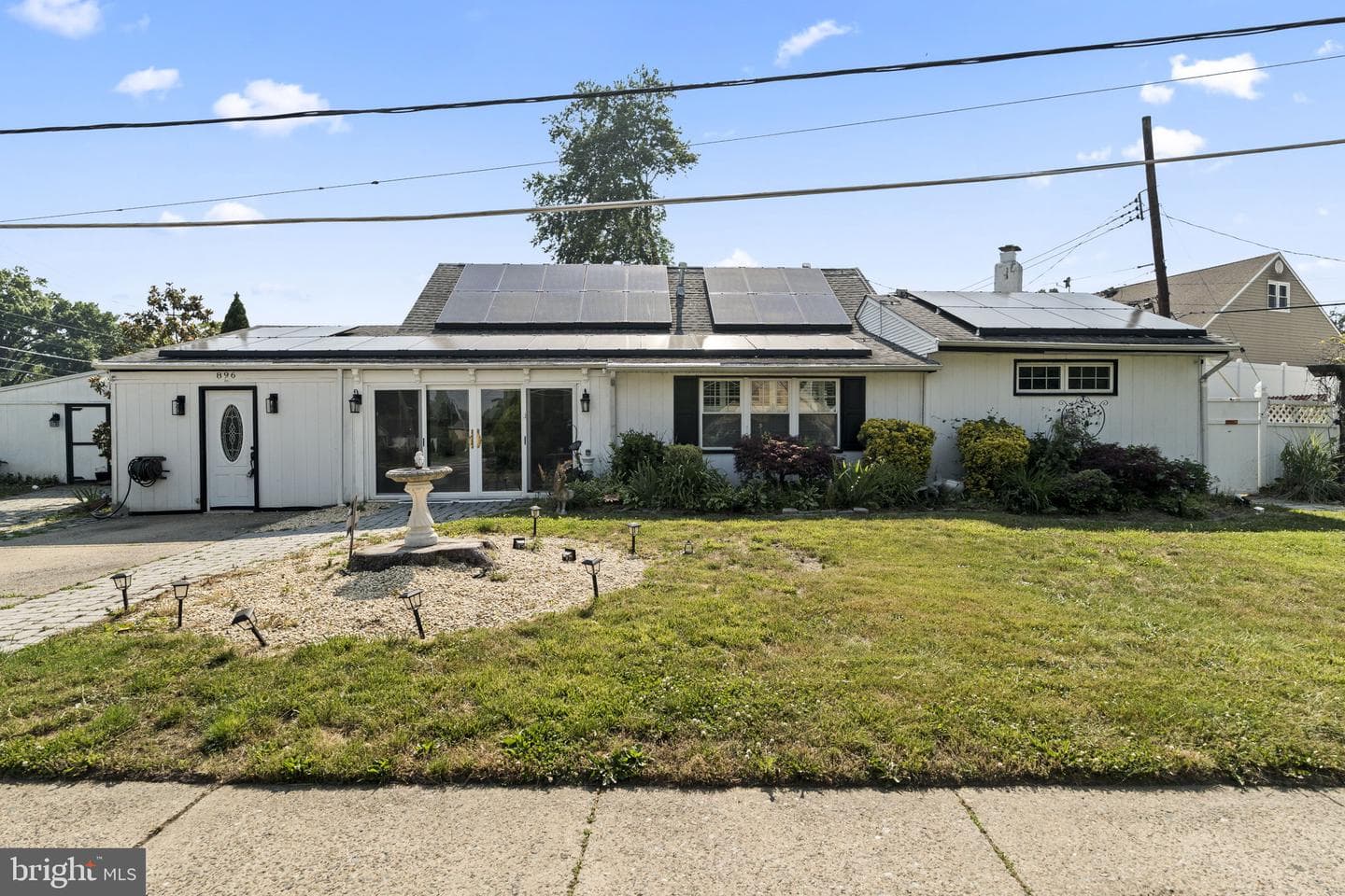 896 Pine Hill photo 4